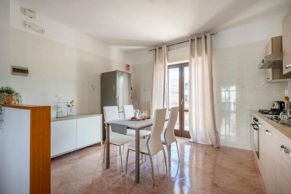 Domus Apulia, Due Passi Dal Mare - Free Parking - Apartment in Apulia