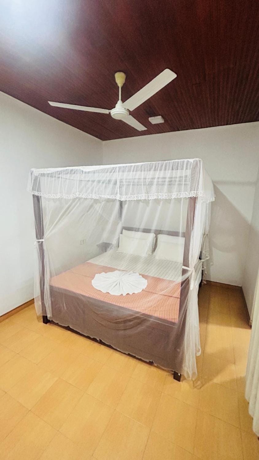 Villa Coccinella House in Hikkaduwa