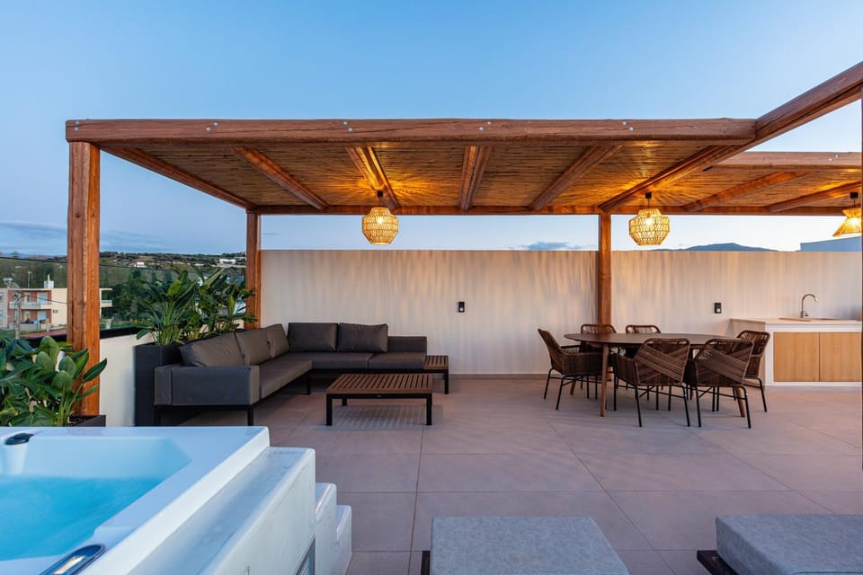 Hot Tub, Balcony/Terrace