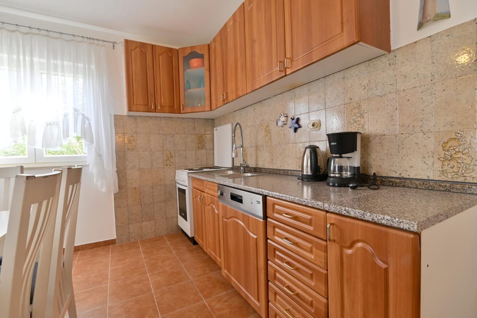 Coffee/tea facilities, Kitchen or kitchenette, dishwasher, minibar, pet friendly, stove, toaster