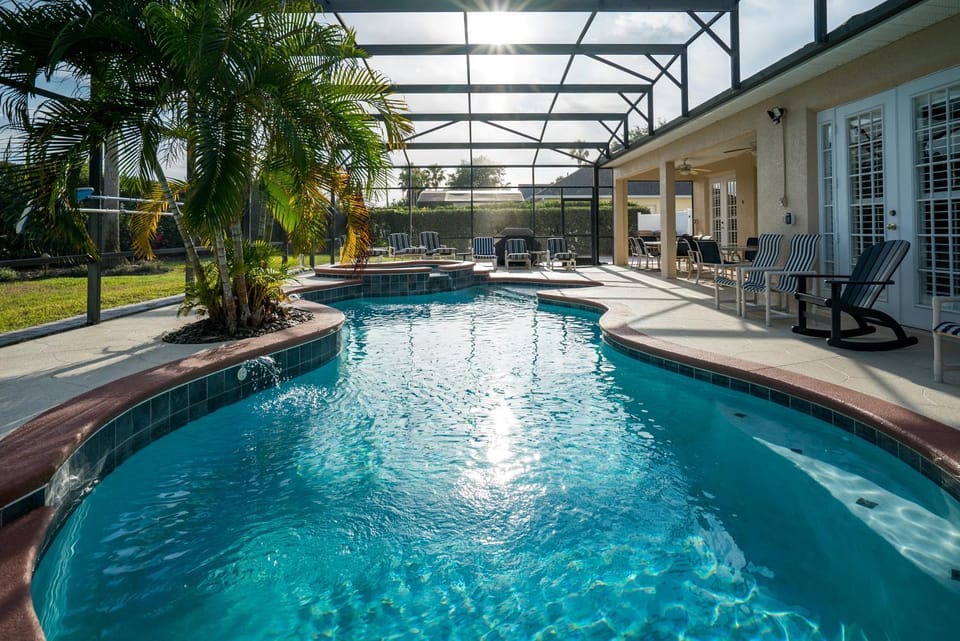 Luxury Villa! Fun in the Sun! Formosa Gardens Villa in Four Corners