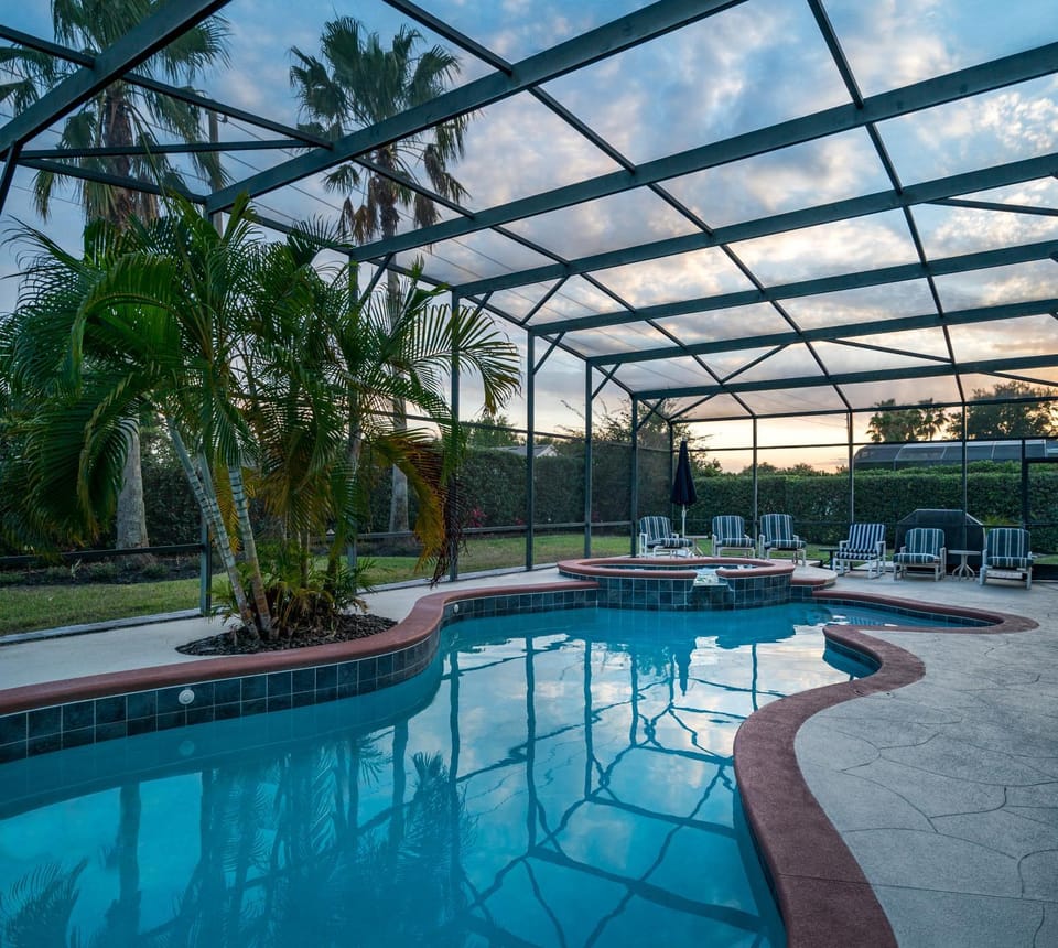 Luxury Villa! Fun in the Sun! Formosa Gardens Villa in Four Corners
