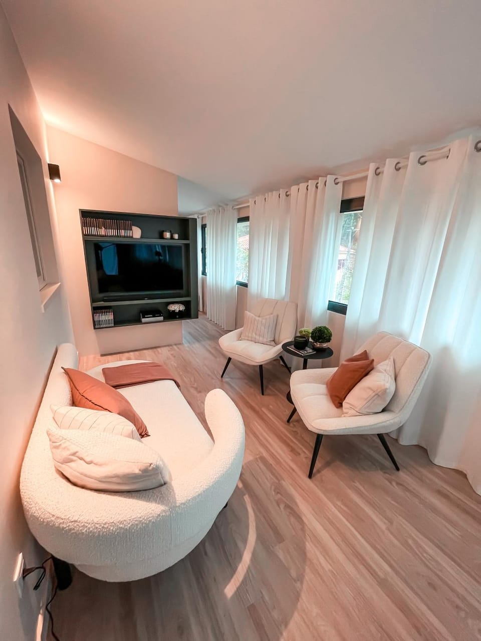 Communal lounge/ TV room, Living room