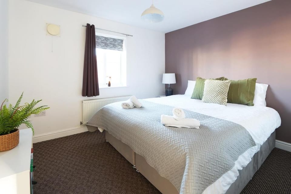Ipswich-Luxury-Self Catering-Town Centre-Parking Apartment in Ipswich