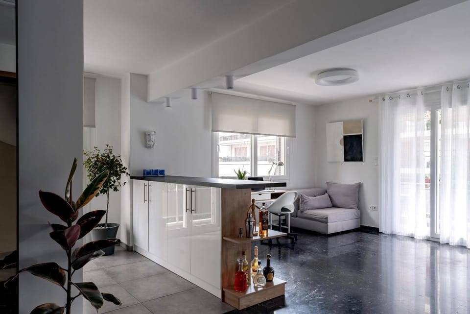 Kitchen or kitchenette, Living room, oven, kitchen