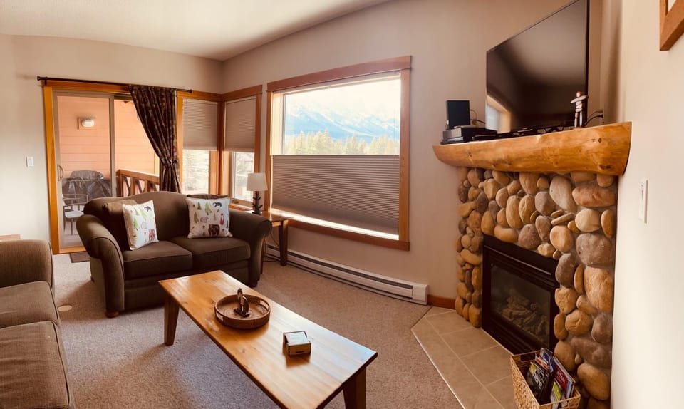 Wanna get away in the Rocky Mountains Apartment in Canmore