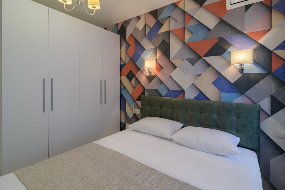"ВАРНА ДРИЙМ АПАРТАМЕНТ" Real jewel in top center Apartment in Varna