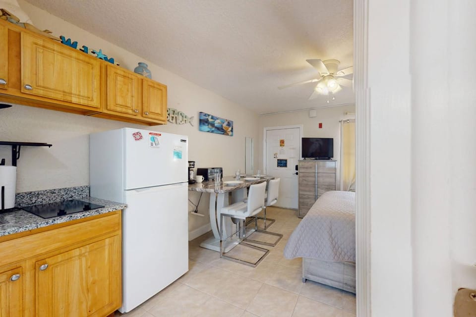 114 - Royal Orleans House in North Redington Beach