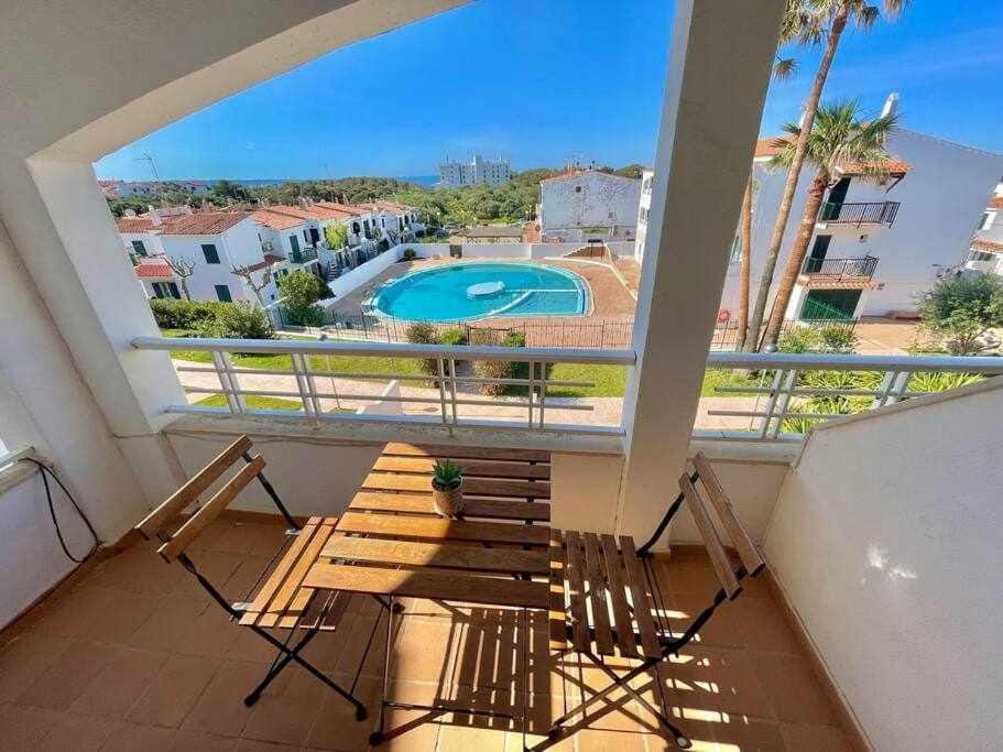 Mitjaneta - Apartamento con piscina Apartment in Cala en Blanes
