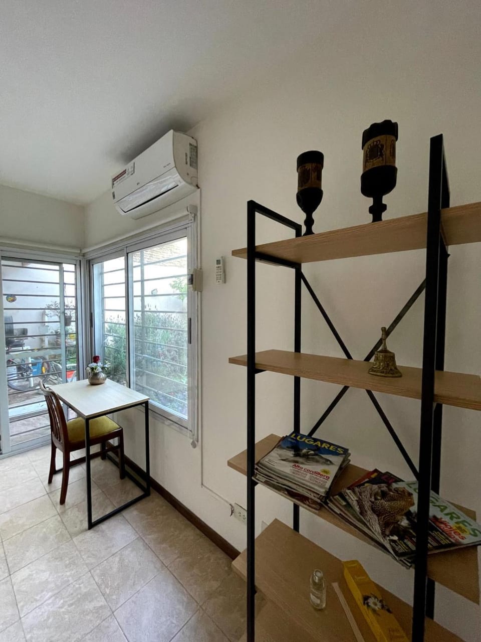 Habitación con baño privado en mi casa Vacation rental in Buenos Aires Province