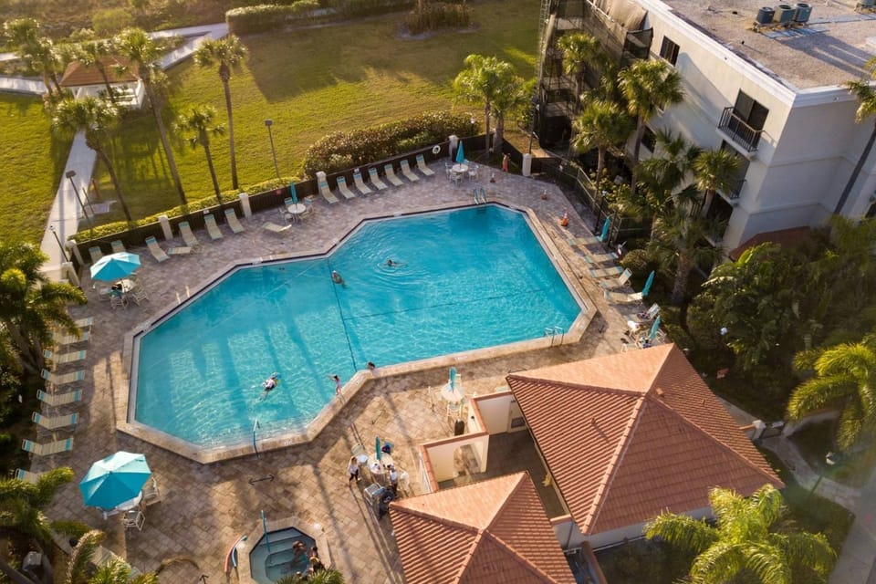 4-402 - Lands End House in Sunset Beach