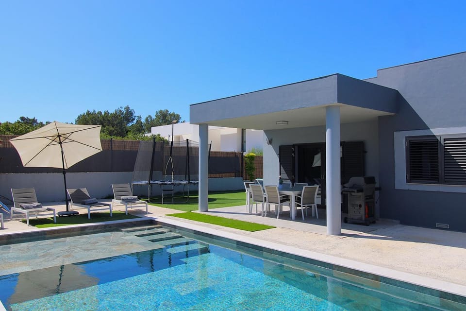 Ca Na Elena Ibiza House in Ibiza