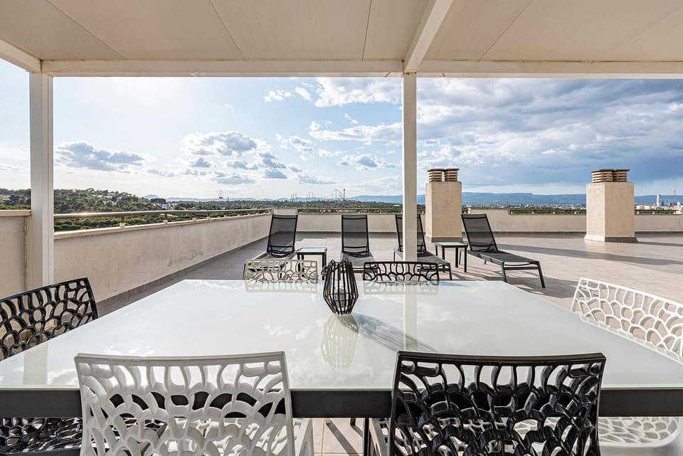 View (from property/room), Balcony/Terrace
