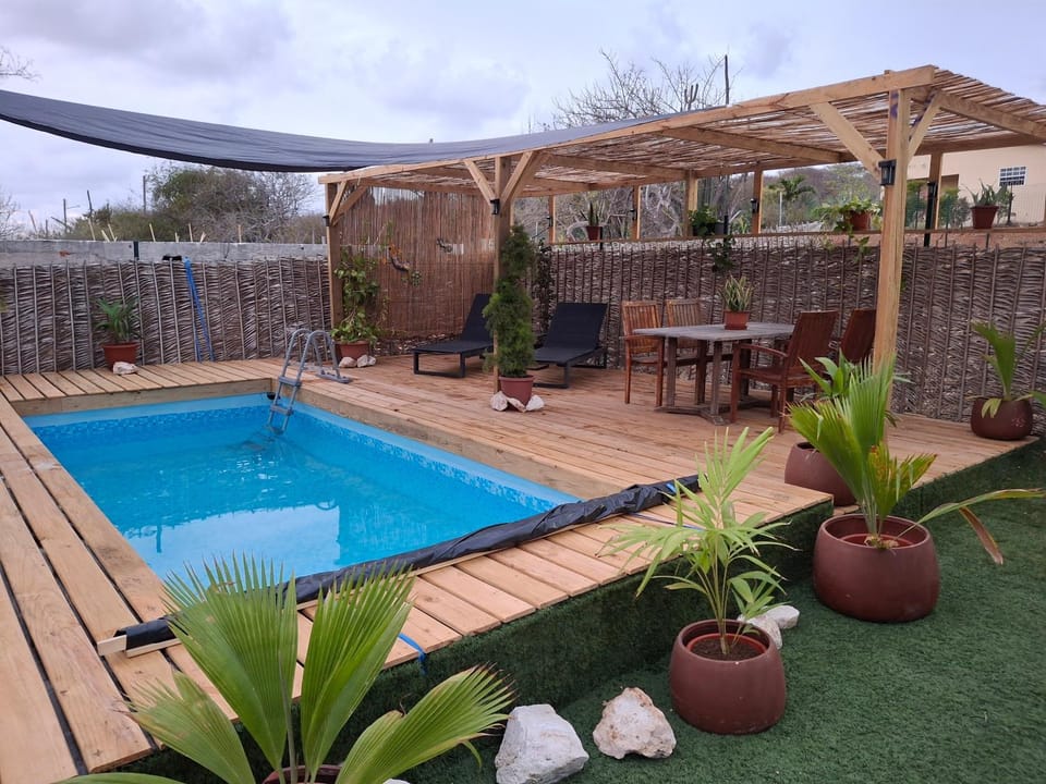 Guesthouse Fuik Apartment in Willemstad