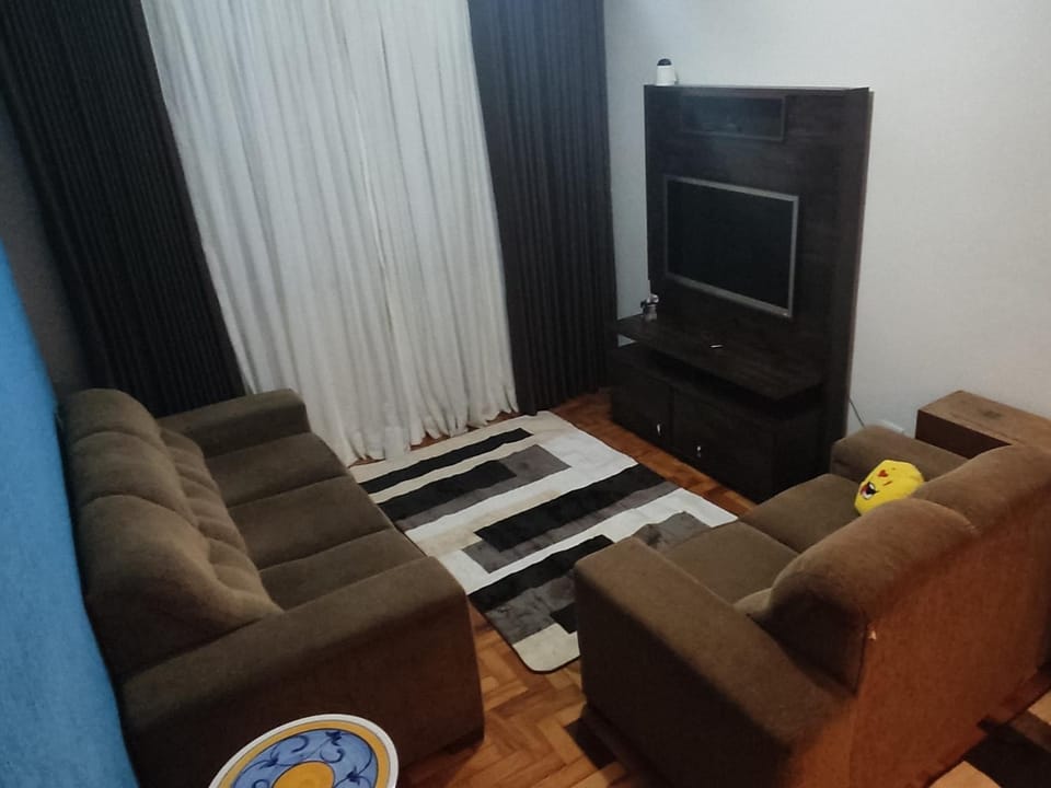 Communal lounge/ TV room, TV and multimedia, Living room, Seating area, Evening entertainment
