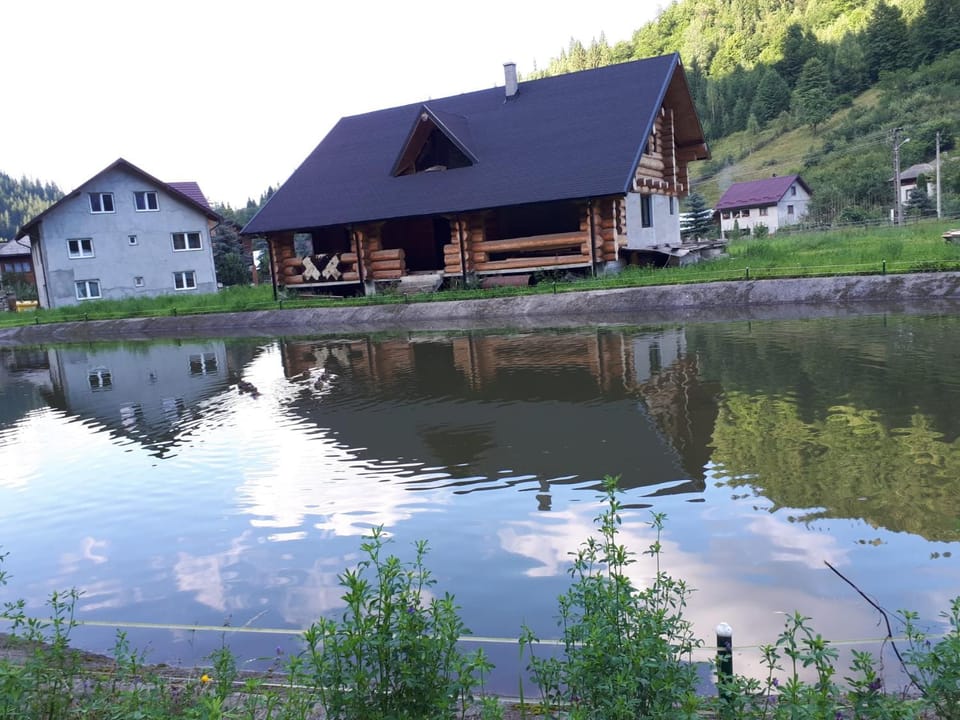 Căsuța ta de la munte House in Romania