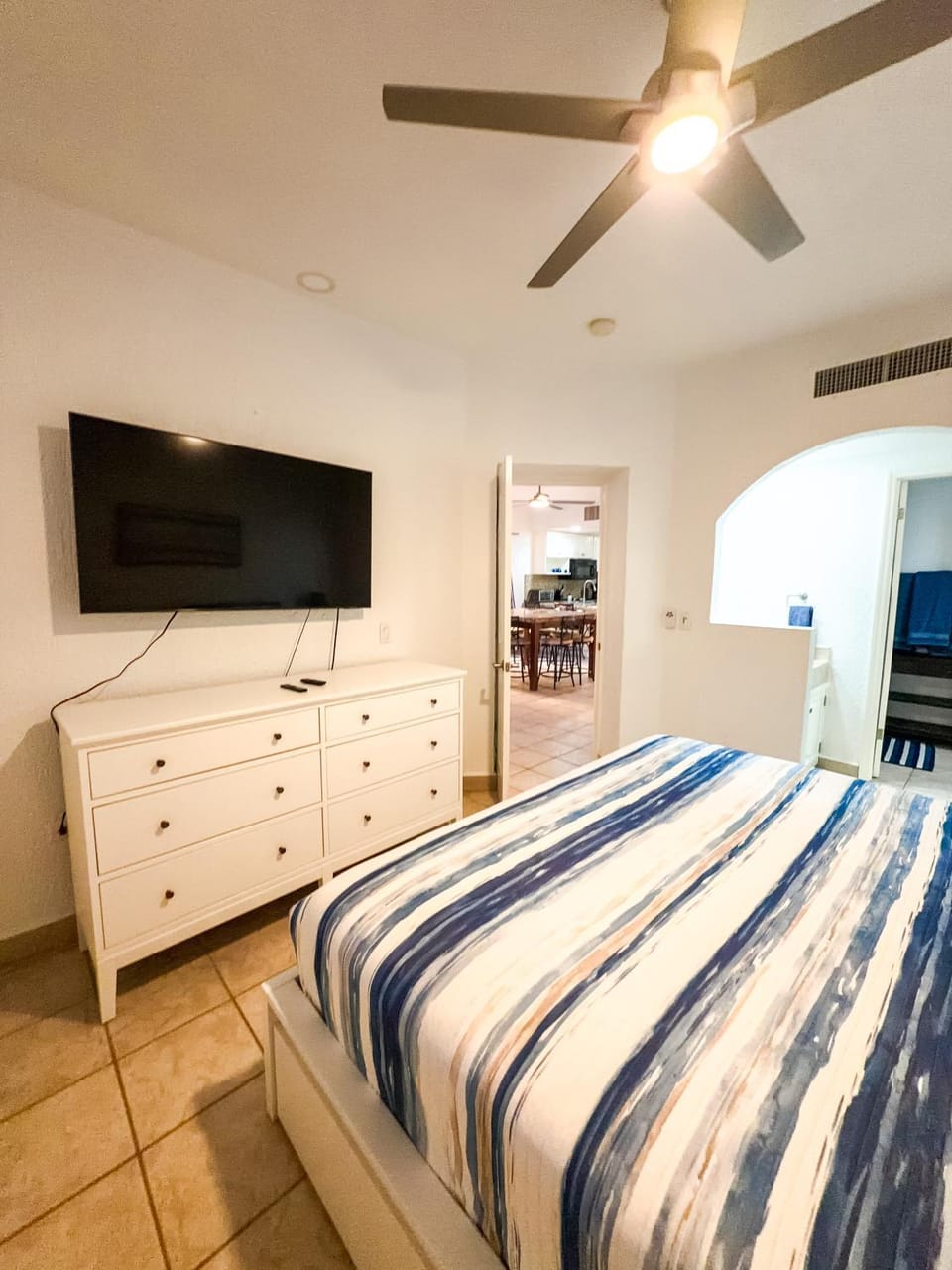 TV and multimedia, Bedroom