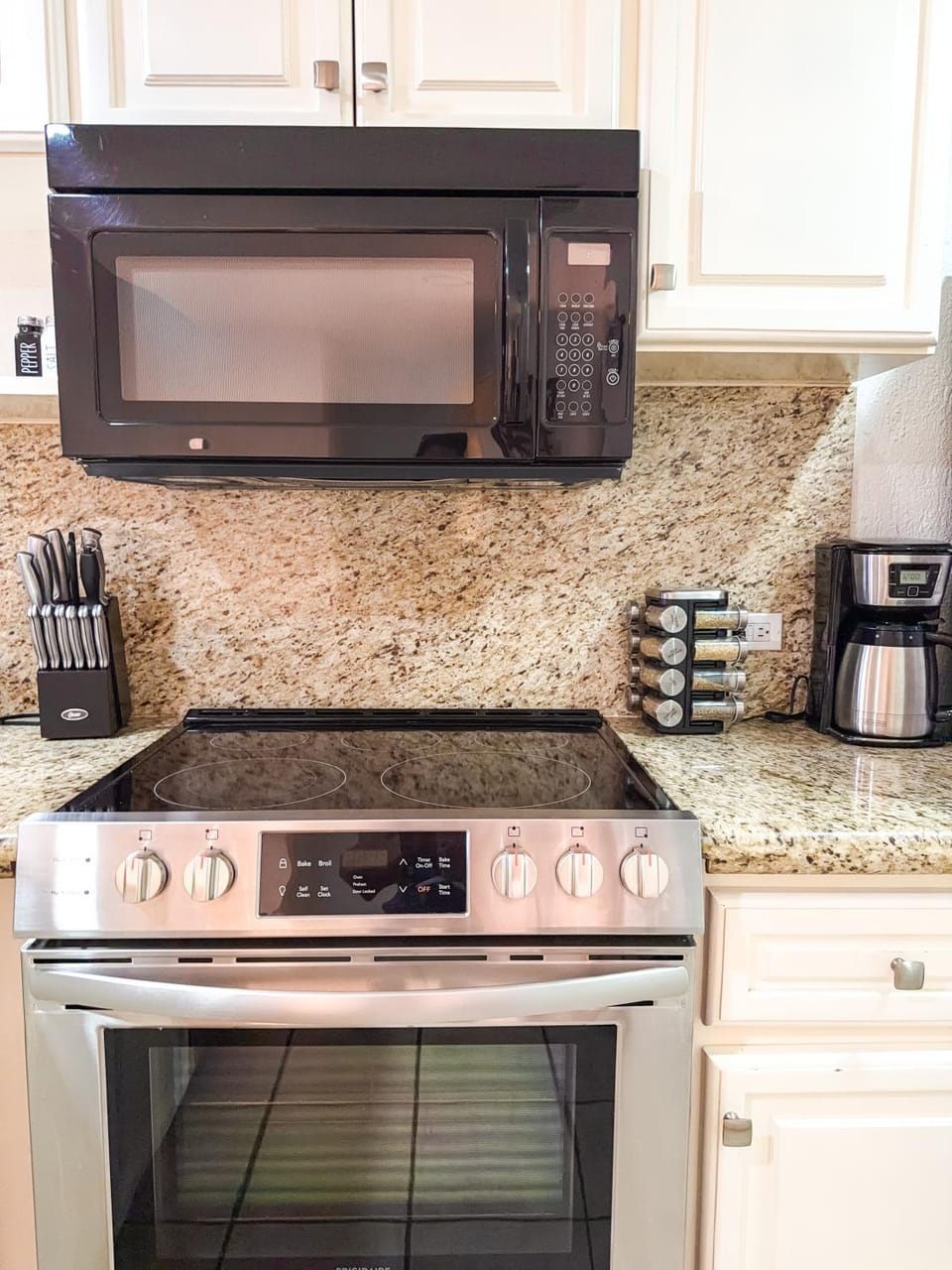 Kitchen or kitchenette, kitchen