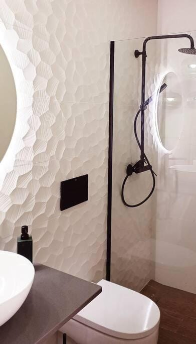 Shower, Toilet, Bathroom