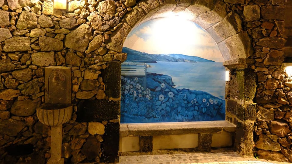 Nearby landmark, Natural landscape, Inner courtyard view, locker, locker