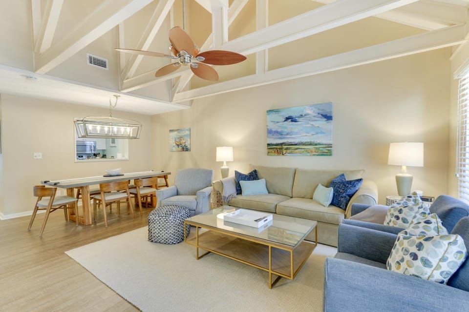 Walk to Beach: Hilton Head Island Resort Gem House in Hilton Head Island