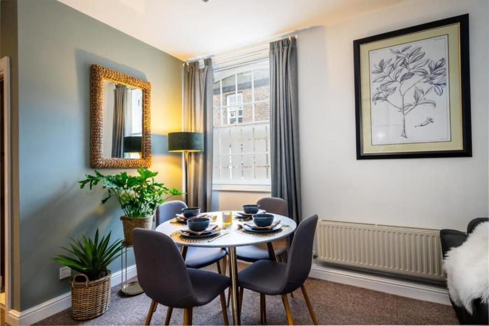 King of York Apartment in York
