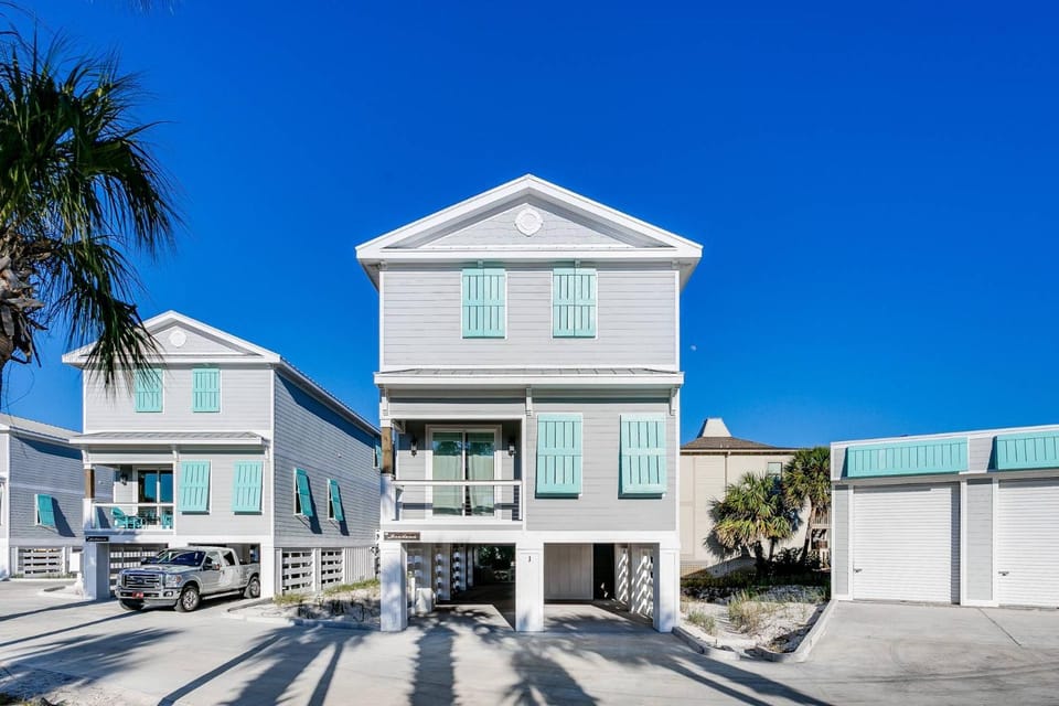 The Meadows House in Ono Island