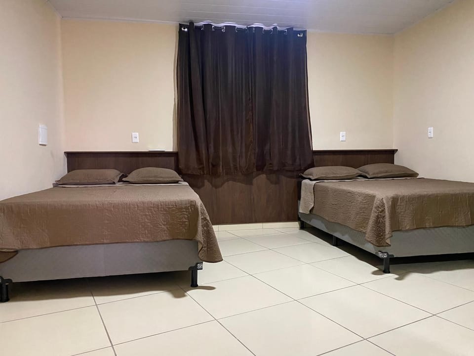 Apartamento muito bem localizado a 200 metros da praca mestre dominguinhos Apartment in State of Alagoas, Brazil