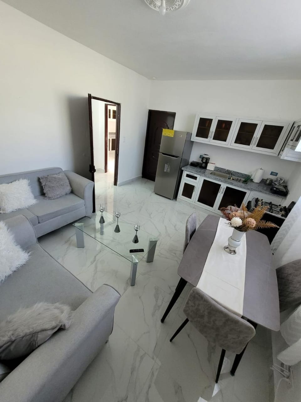 Kitchen or kitchenette, Living room, Seating area, Dining area, pet friendly, stove