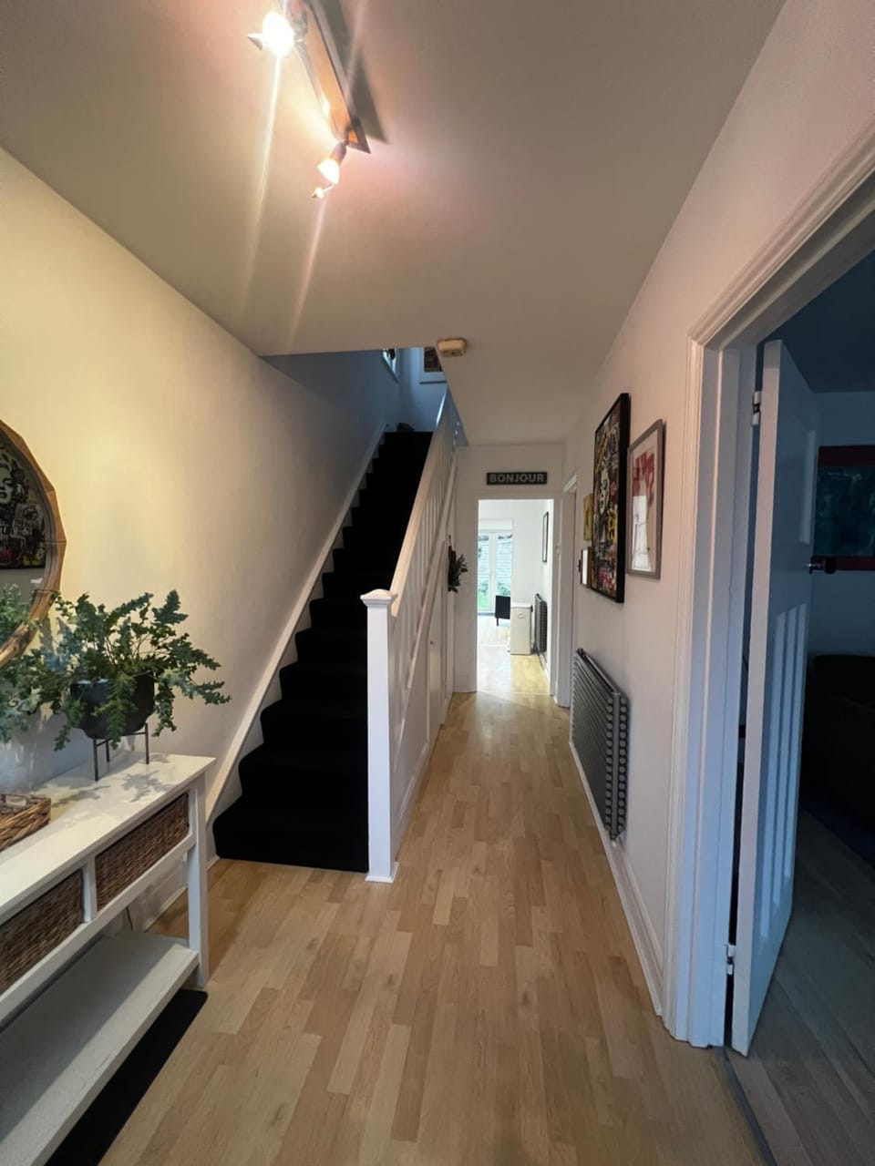 Warm and cosy city centre home near train station House in Chichester