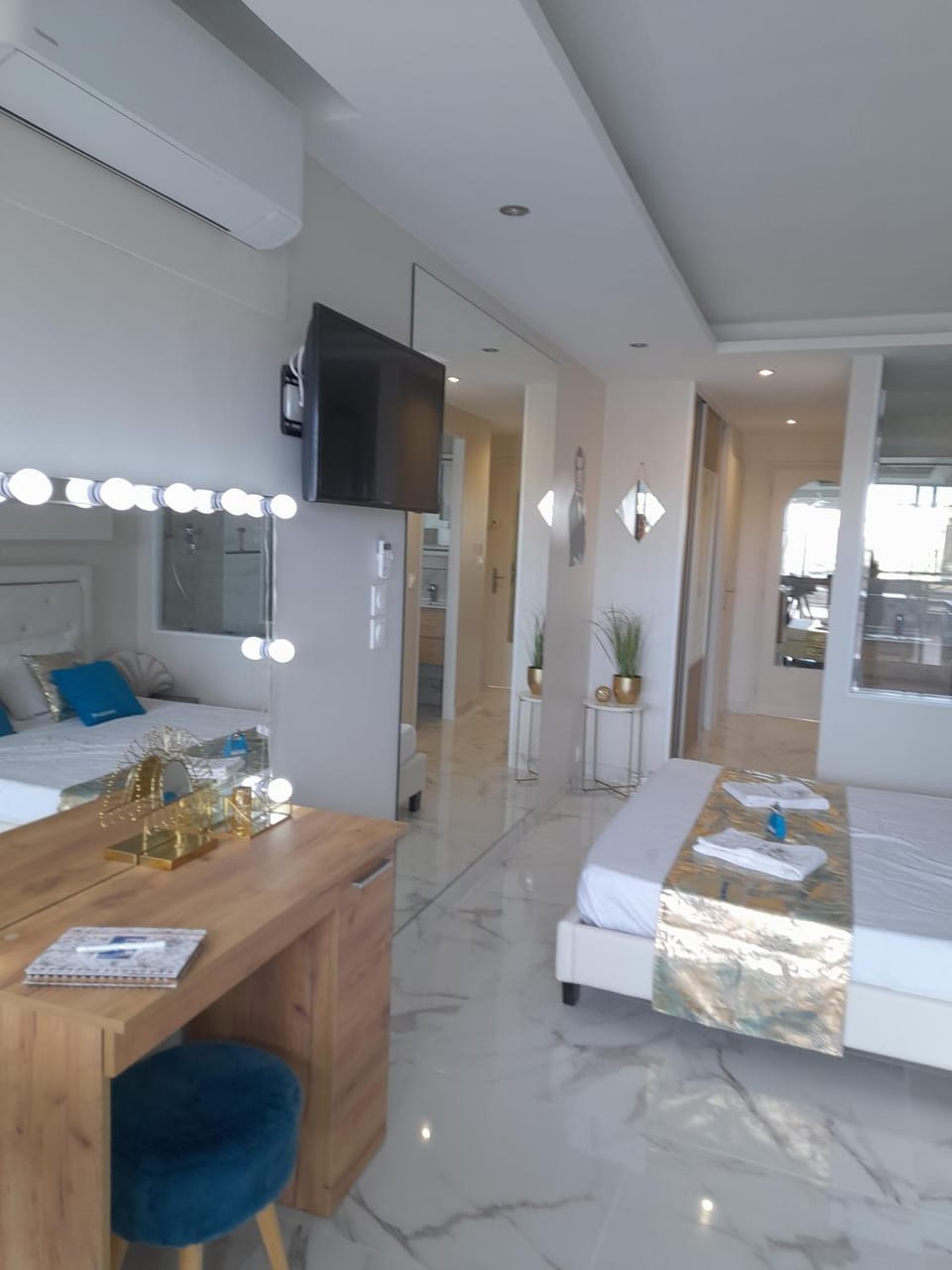TV and multimedia, Bedroom