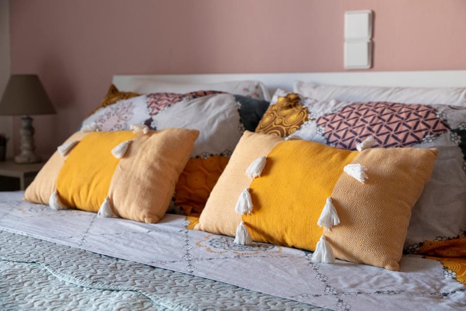 Bee life , Royal Apartment in Crete