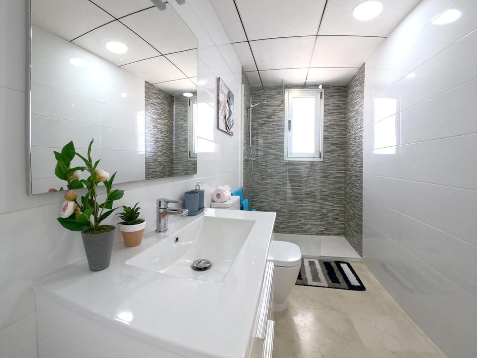 Modern 3 Bedroom 7 Guests Sun Golf Beach Apartments Apartment in Vega Baja del Segura