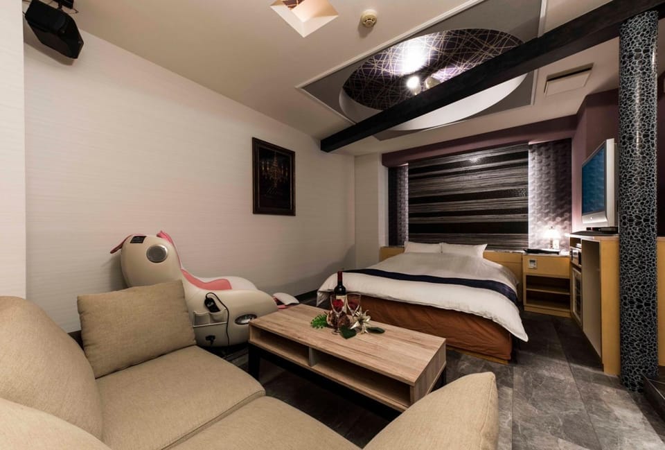 HOTEL ESTASI Adult only Love hotel in Japan