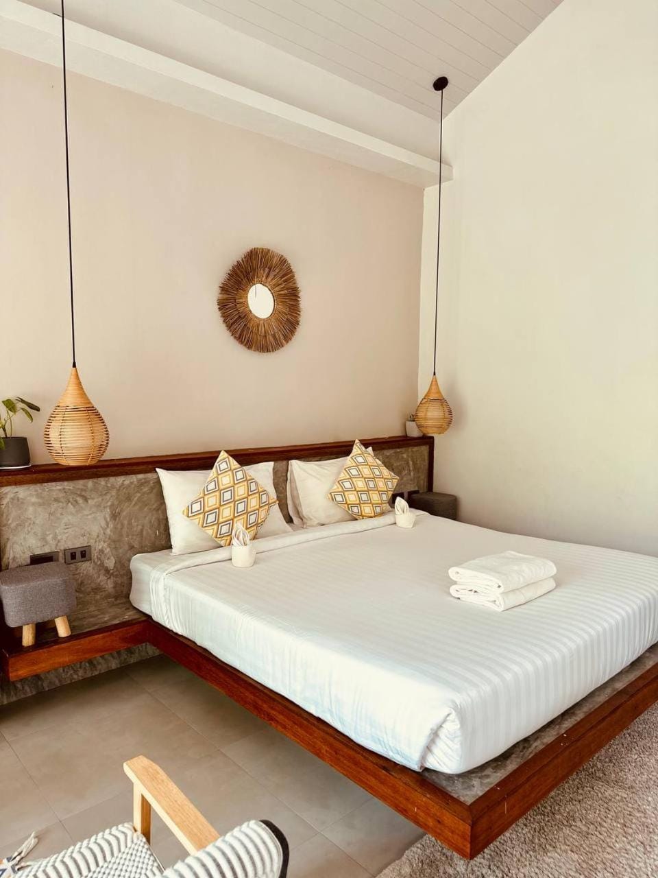 Bed, Bedroom