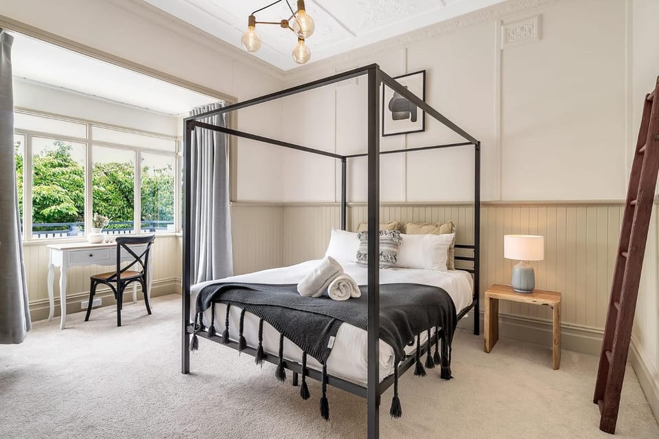 Luxury Heritage Home 10min Walk to Scenic World House in Katoomba