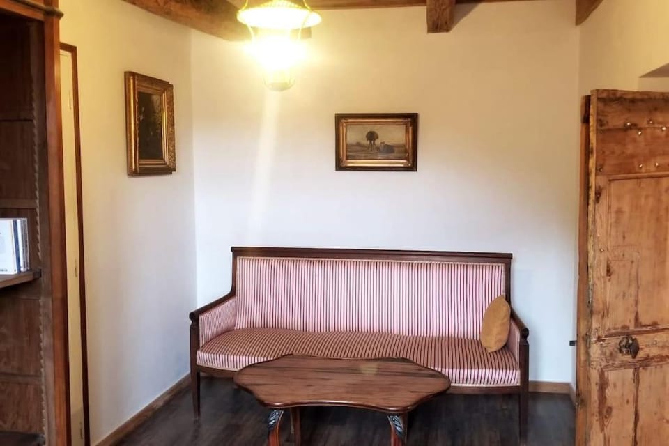 Les choucas - Gîte de groupe à Peyre, Aveyron House in Occitanie
