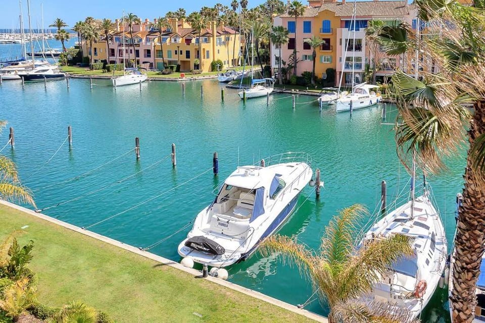 YOLO Spaces - Sotogrande Sea View Penthouse Apartment in Andalusia