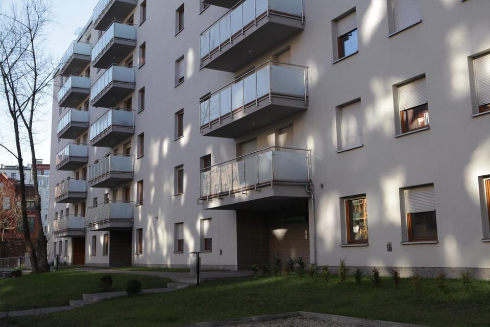 Property building, Neighbourhood, Street view