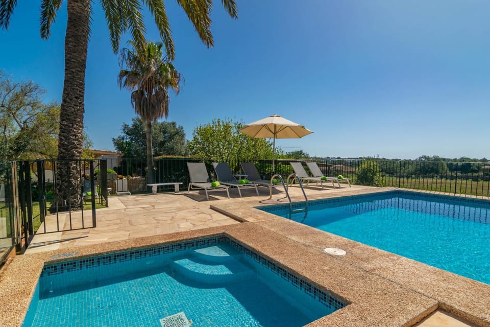 Natural landscape, Pool view, sunbed
