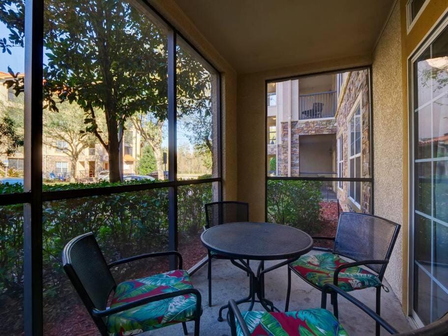 Patio, Seating area