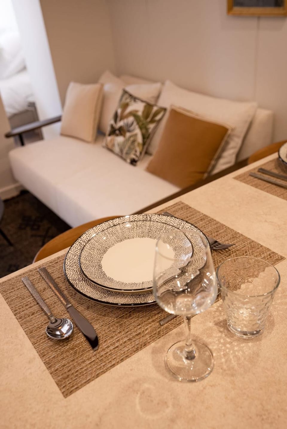 La Suite du 10 - Nice studio with view on the Canal and the Castle Apartment in Annecy