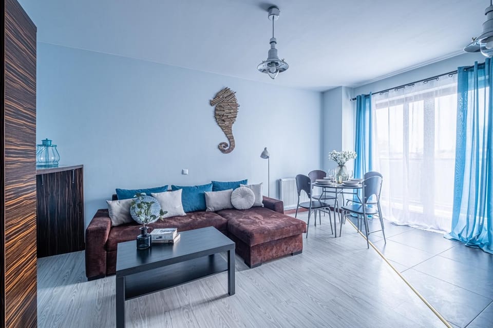 Living room, Photo of the whole room, Seating area, Dining area
