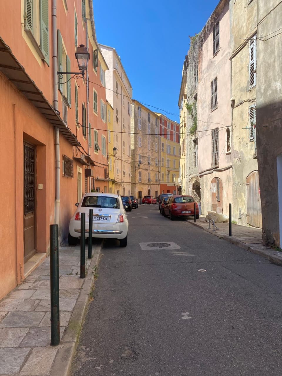 Neighbourhood, Street view