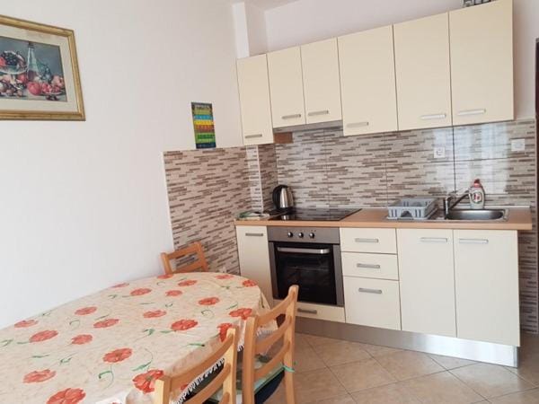 ARA-MIRJANA Apartment in Lika-Senj County