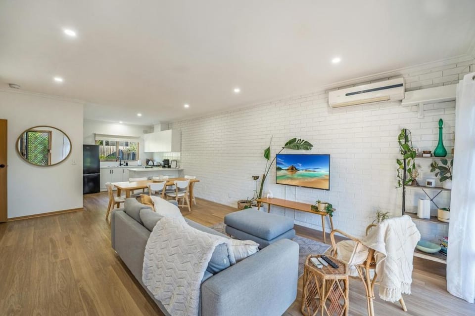 Cozy Newtown 2 bedroom unit House in Geelong