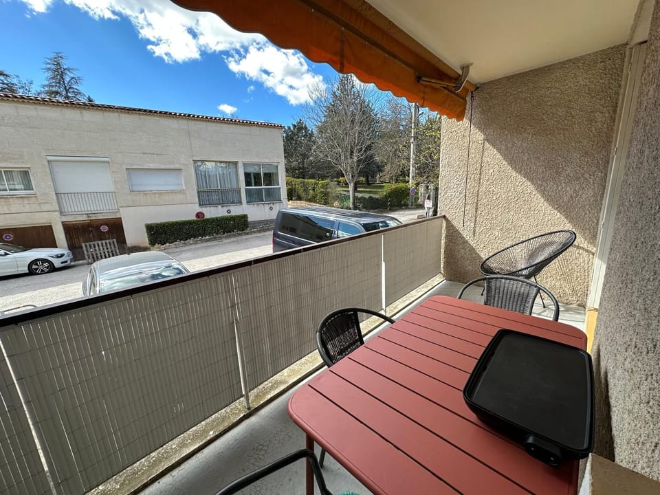 Balcony/Terrace, Balcony/Terrace, Parking