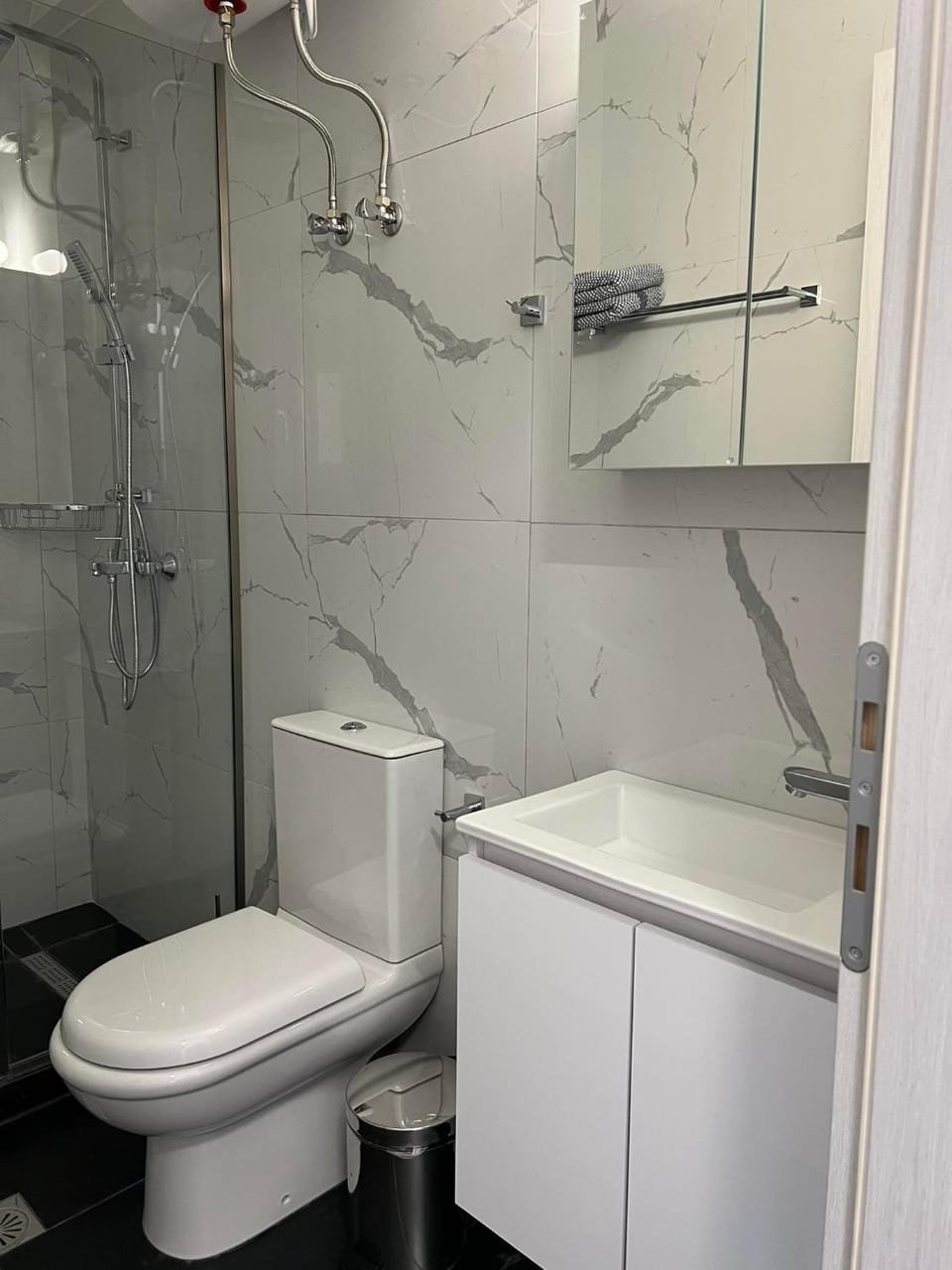 Shower, Toilet, Bathroom