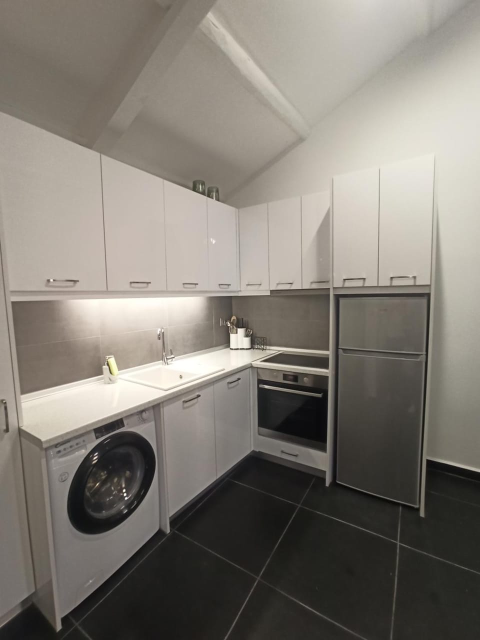 Kitchen or kitchenette, pet friendly, washing machine, dryer