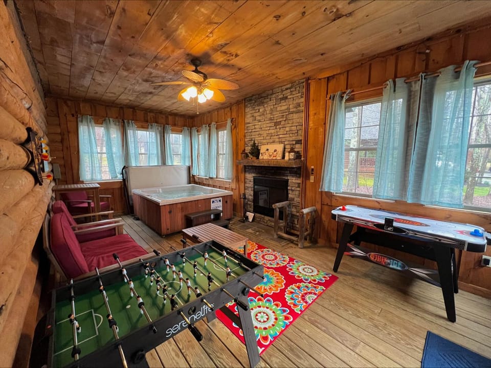 Evergreen House in Deep Creek Lake
